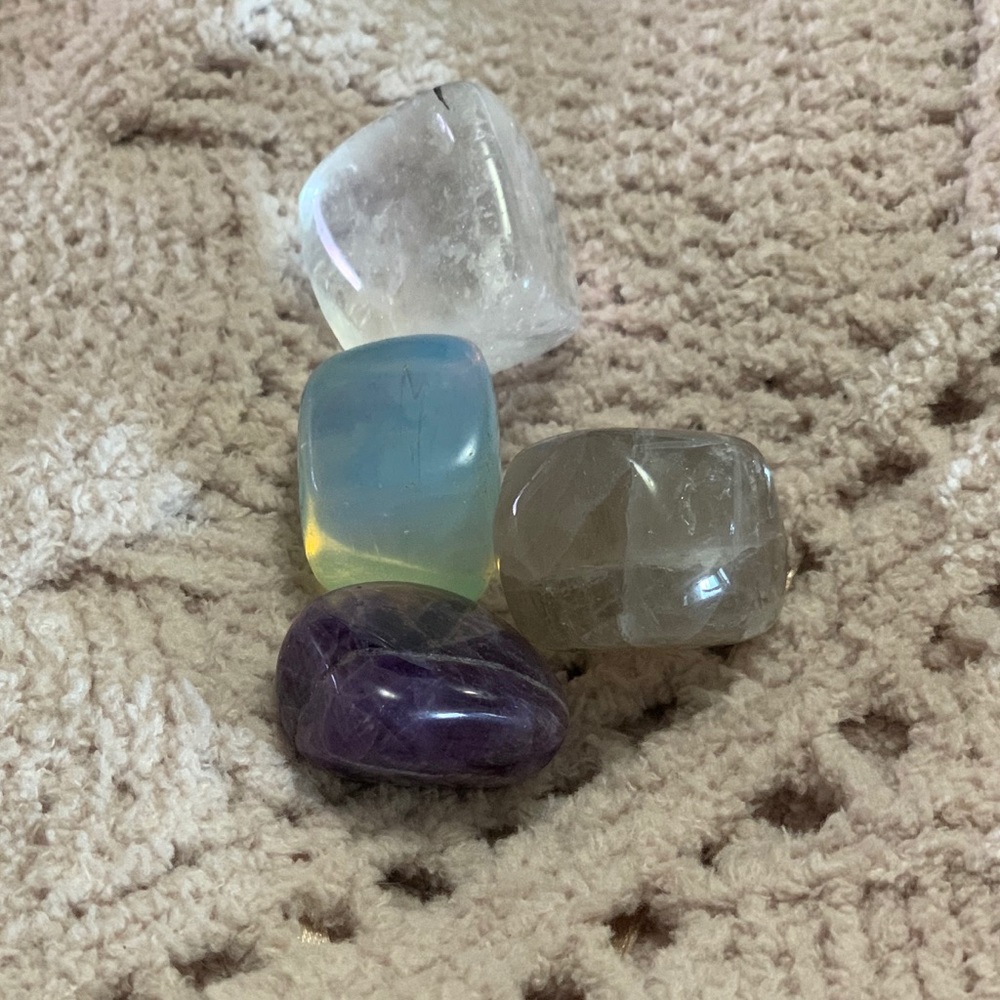🏝Tranquility Crystals🍃 - Picture 3 of 3